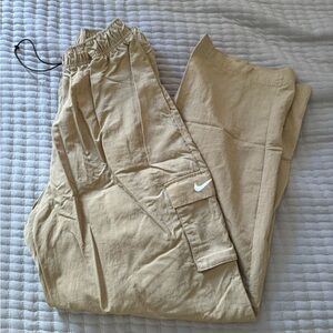Nike cargos